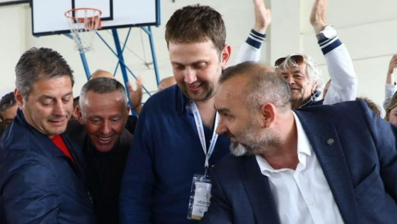 Manja u largua si drejtues politik i qarkut Lezhë, reagon Pjerin Ndreu: Faleminderit miku im! Gjatë kësaj kohe jam ndjerë i mbështetur në çdo aspekt