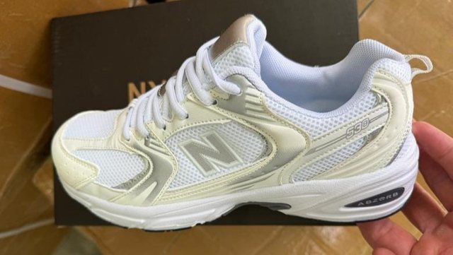 Bllokohen 1500 palë atlete me logo false në Kakavijë