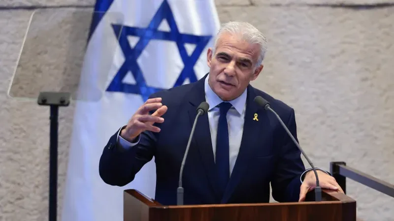 ” Katastrofë politike për Izraelin,” Udhëheqësi i opozitës izraelite kritikon ashpër Netanyahun për armëpushimin: Ne as nuk ishim në tryezën e bisedimeve