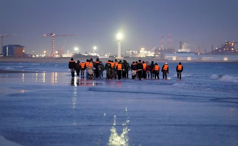 Po kalonin me varkë Kanalin e La Manshit, humbin jetën 4 emigrantë