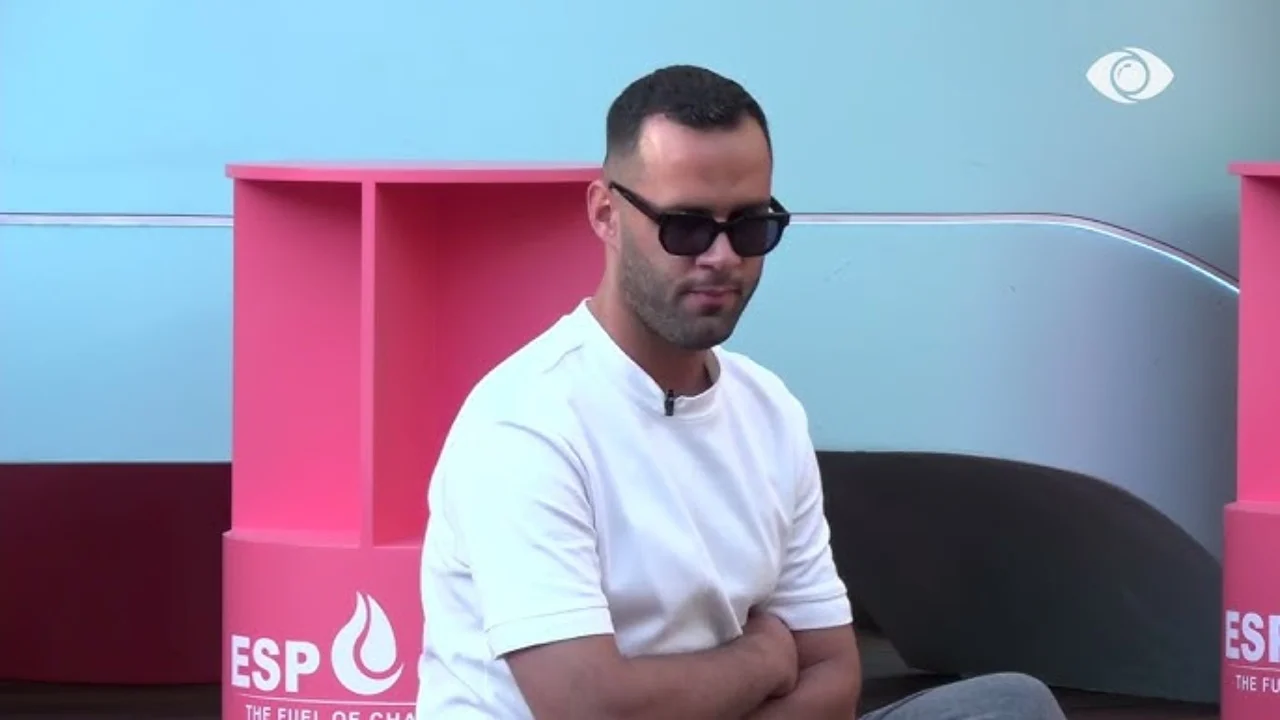 “U vra nga dikush që i ktheu shpinën pasi e përqafoi”/ Çfarë rrëfeu Stenaldo në BBV për ekzekutimin e të atit
