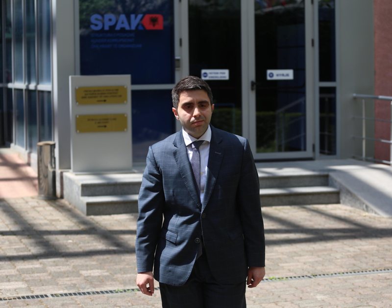 SPAK pushon çështjen ndaj Myzyrit: Ish-kreu i prokurimeve publike ishte akuzuar për shpërdorin detyre