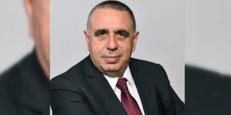 Për kë duhet të votojnë shqiptarët?