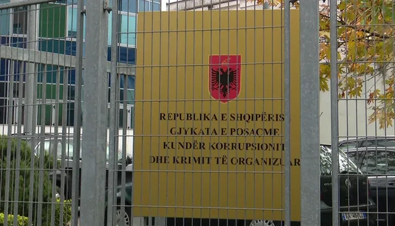 Trafikuan 7.5 tonë kokainë drejt Europës, dalin para GJKKO tre të arrestuarit të grupit ‘Pepa’