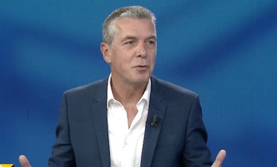 “Berisha nuk synon pushtetin, por kreun e PD”, Oketa: Shkarkimet e fundit absurde, Salianji sulmohet nga ata të listës së sigurt