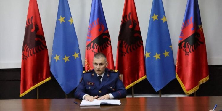 Skënder Hita thirrje efektivëve: Të mos ndalohen më automjetet pa shkak, ja si duhet të veproni!
