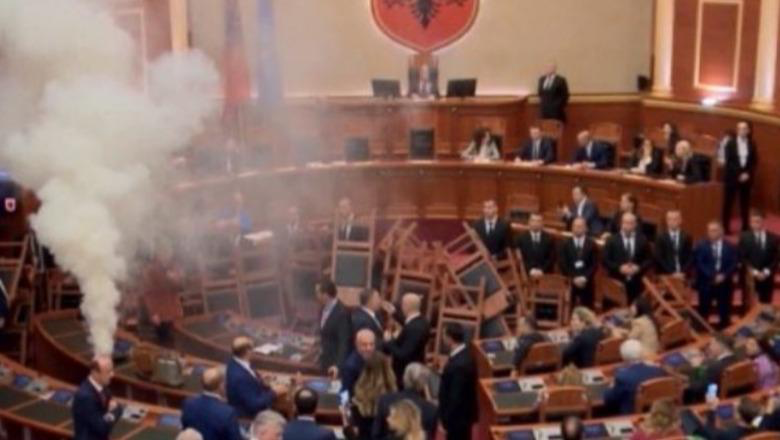 Parlamenti, siç duhet të jetë