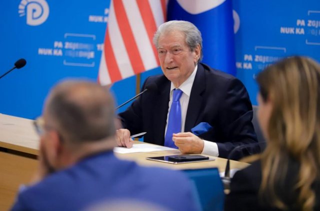 Berlini ‘heq’ veton, Berisha i kërkon BE t’i vendosë kushte Shqipërisë