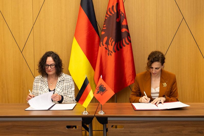 Shqipëri-Gjermani nënshkruajnë Protokollin e Bashkëpunimit 2026–2028/ 29 mln euro mbështetje për zhvillim, energji dhe integrim në BE