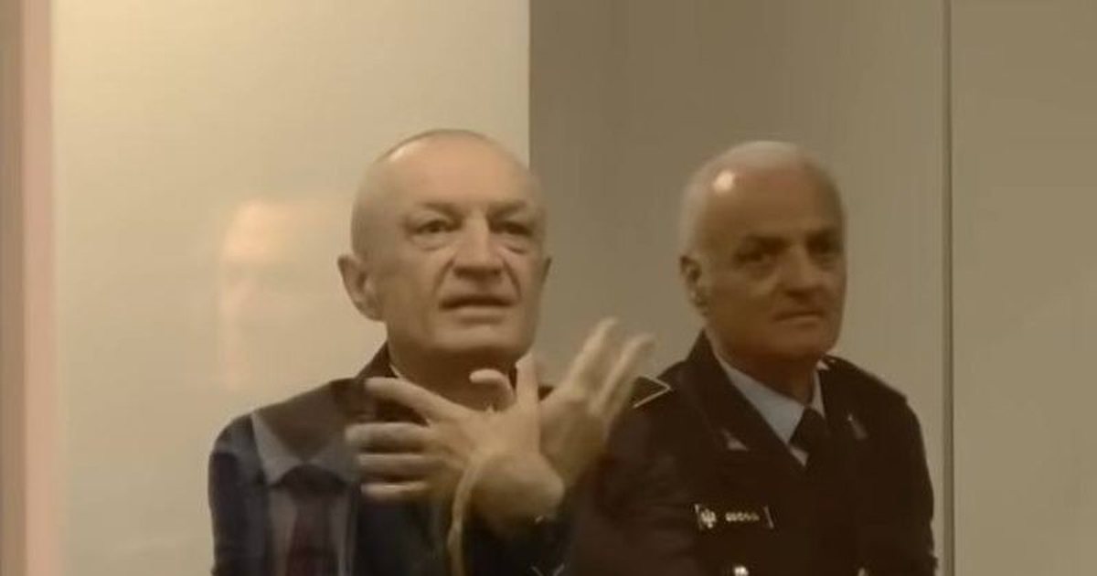 Turp t’keni që bëni si histerika për pamjen dhe kafazin ku rri Ilir Meta