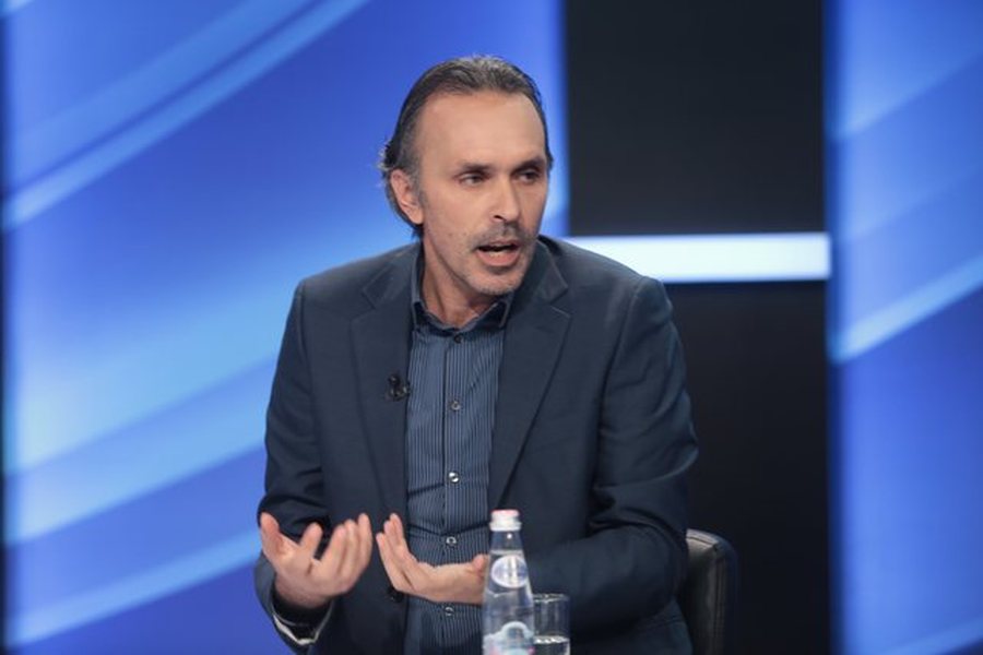 “Çfarë e frikëson Berishën?”, Mërtiri: Për herë të parë në PD nuk po lejohet që të kandidosh!