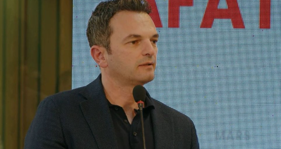 Drejtori i Start-upeve Arjan Ymeri lidhje me call centerat dhe spiunazhin. Çfarë e lidh me Delina Ibrahimajn?