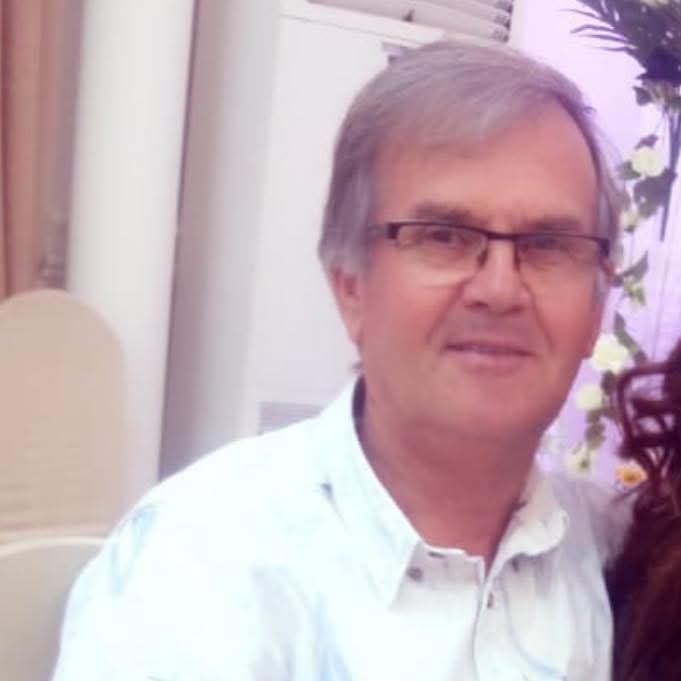 Ky është mjeku hamshor 72-vjeç që ngacmoi seksualisht 21-vjeçaren që do operohej për apandesitin, Nikolla Nunka i arrestuar më parë për korrupsion