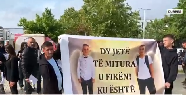 “Ku është drejtësia?”/ Vdekja e dy fëmijëve në Spitallë, ngrihen në protestë banorët e zonës