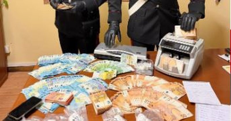Kthyen apartamentin në bazë droge dhe parash në mes të Romës, arrestohen 2 shqiptarët!