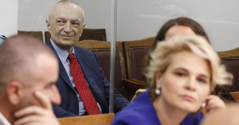 Përballja e ish-çiftit në GJKKO, gazetarja jep detajin: Monika Kryemadhi nuk ia hodhi kurrë sytë Ilir Metës