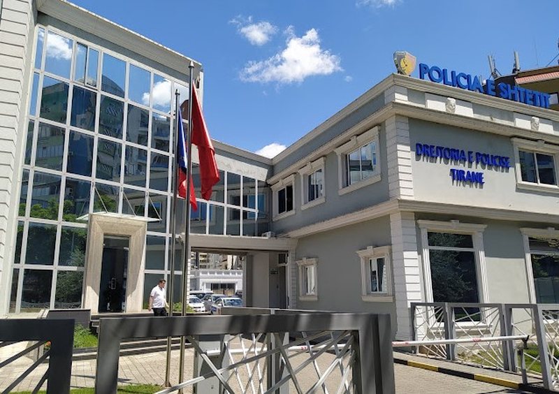 Detaje nga plagosja e policit gjatë natës në Tiranë! Efektivi Anxhelo Kumaraku u qëllua në këmbë, dyshohet se objektiv ishte komshiu i tij në arrest shtëpie