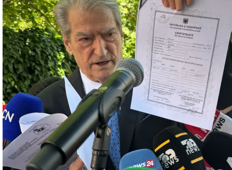 Paralajmëroi për një lajm, Berisha nxjerr deklaratën noteriale: Altin Dumani ka thënë që jeton me qira. U bë dhëndër pas përfundimit të vilës