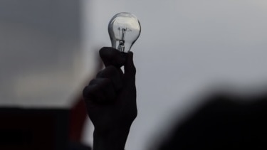Ligji i ri / Kush nuk paguan energjinë elektrike do t’i sekuestrohet shtëpia!