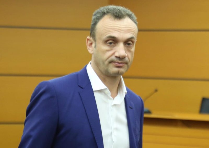 Në burg prej 2 vjetësh, Apeli i Posaçëm liron ish-kryeprokurorin e Vlorës Aurel Zarka