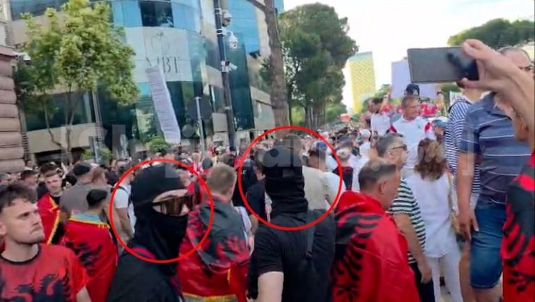 Nxitje dhune dhe bllokim rrugësh / Policia identifikon organizatorët e protestës nga punonjësit e OJF-ve tek bankierët, priten veprime të forta ligjore dhe dhjetëra shoqërime