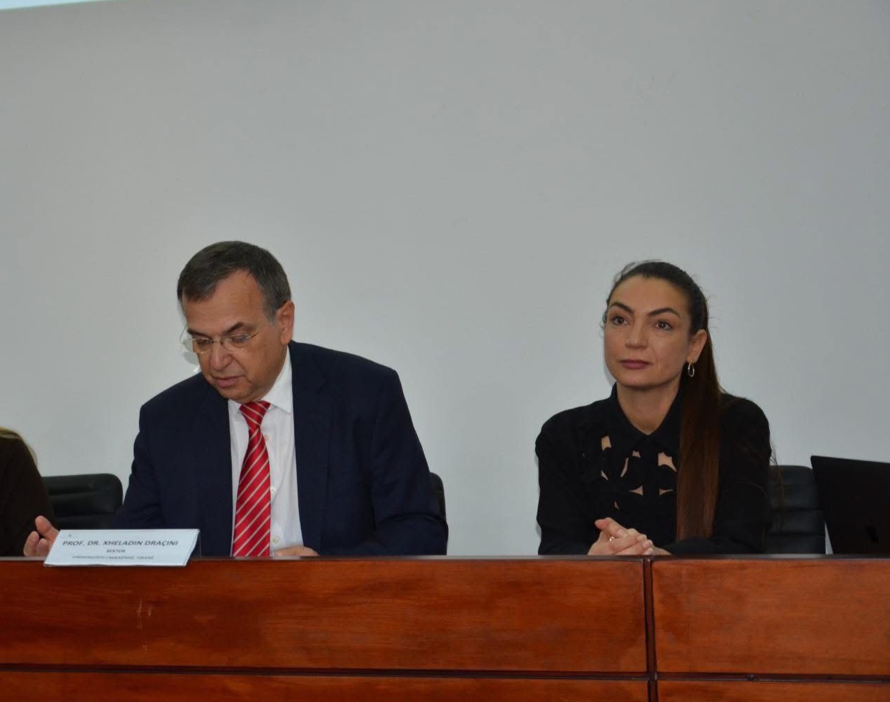 Silvana Bara pjesë e grupit të Tano Karidit të Mjekësisë, afera korruptive, gjueti shtrigash dhe një fije lidhëse me Ilir Metën, gati dosja për SPAK-un