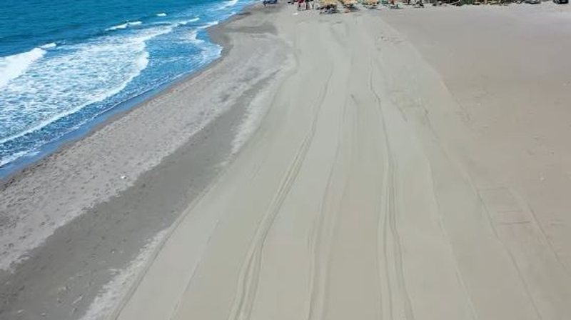 Rama ndan pamjet: Plazhet publike të Shëngjinit, çdo ditë më të pastra dhe mikpritëse për pushuesit