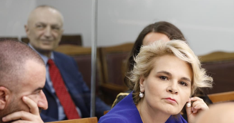 Monika Kryemadhi gjobitet me 10 mijë lekë nga gjykata, ja arsyeja