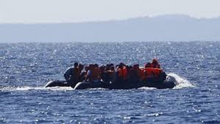 157 persona shpëtohen në det, po përpiqeshin të arrinin Britaninë me varka të vogla