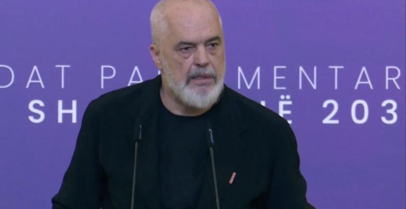 ‘Edi Rama ka mbaru’, kryeministri ironi me thirrjet në protestë: Ikën mbrëmja dhe mëngjesi, por unë këtu j