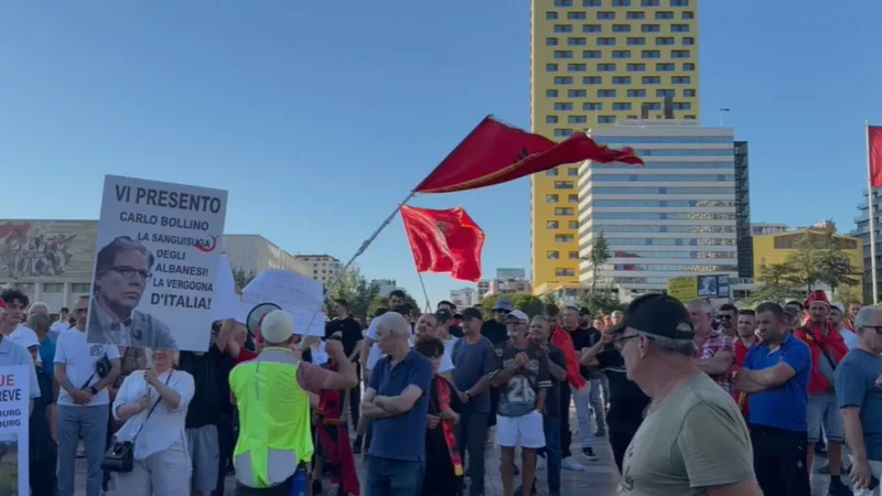 “Partitë e vogla kërkojnë terren politik përmes protestës”, deputetja: Ka të infiltruar nga Serbia dhe Greqia