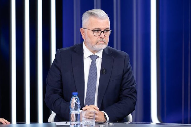 “Shqetësimet reale të njerëzve i dëgjojmë dhe i shohim”, Toni Gogu flet për përgjigjen e qeverisë ndaj protestuesve