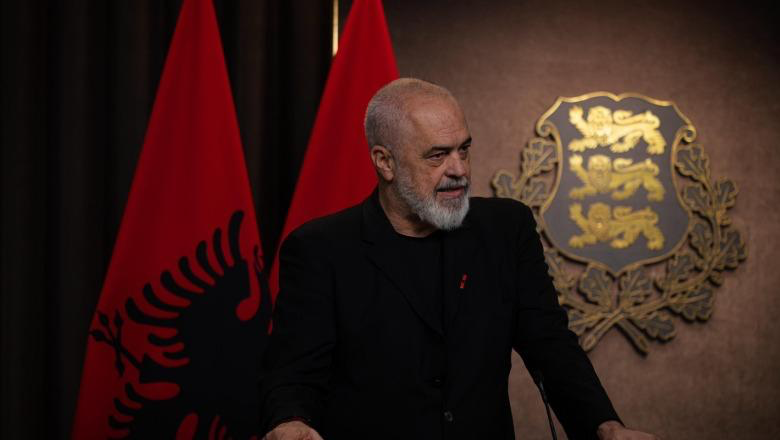 ‘Zvërneci’/ Rama fton protestuesit për bashkëbisedim: Mua këtu më keni, mblidhuni jo më shumë se 20 vetë dhe bujrum
