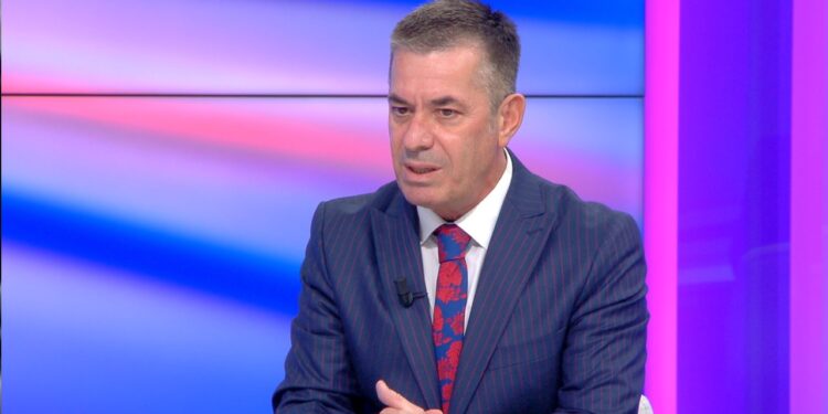 Zvërneci, Protesta e Parfumit e armiqve të Edi Ramës