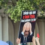 Asfalia greke, UDB, rusët, Albin Kurti dhe iranianët: A është kjo e vërteta e protestës së Tiranës?