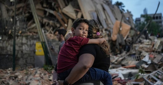 Katastrofë biblike në Venezuelë pas dy tërmeteve, mbi 50 mijë persona të zhdukur, thirrje për ndihmë nga rrënojat
