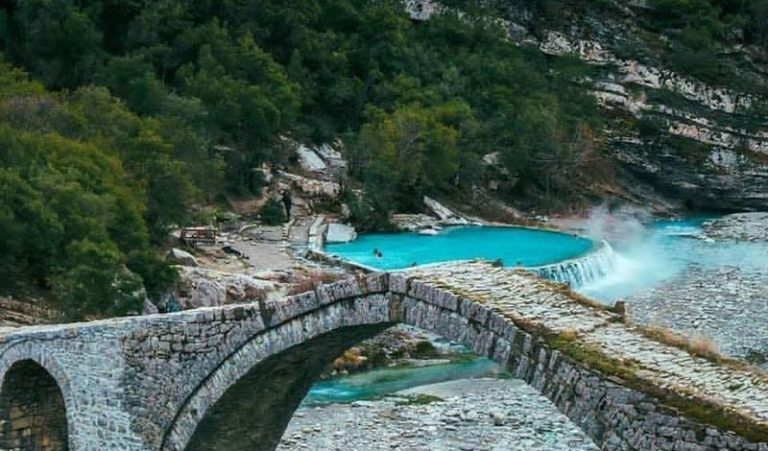Betonizim i banjove termale të Bënjës? Rama tregon pamjet: Manipulim! Ka thjesht projekt publik rilindjeje urbane