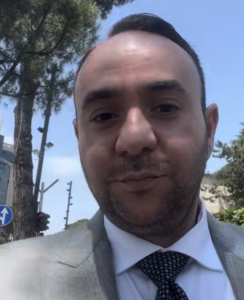 “Ore i lexon ndonjëherë komentet e njerëzve ti”, qyetarët habiten me budadallëkun e çunit të Fahriut