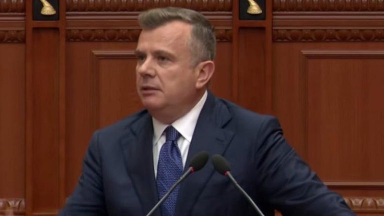 Protesta për Zvërnecin, Balla debat mbi numrin e pjesëmarrësve