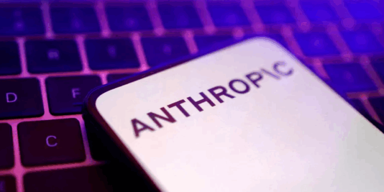 SHBA shtrëngon kontrollin mbi inteligjencën artificiale, bllokon aksesin në modelet e Anthropic