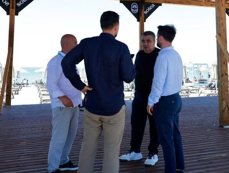 Ministri Gonxhja inspekton plazhet publike të Kavajës: Fokus te aksesi i lirë, prioritet pastërtia dhe siguria