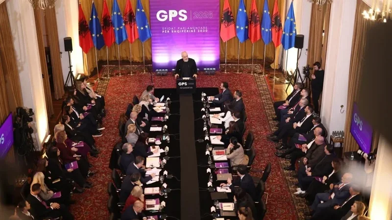 Zbulohet agjenda e mbledhjes së PS të shtunën, në fokus negociatat me BE, paketat ligjore dhe investimet në Zvërnec e Saza