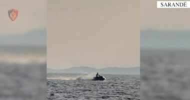 Rrezikoi pushuesit duke hyrë në zonën e sigurisë, gjobitet poseduesi i mjetit lundrues në Sarandë