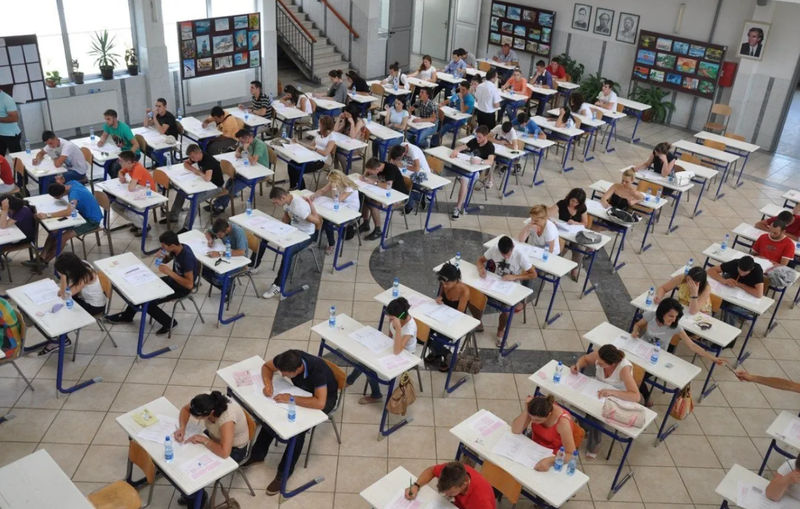 Përmbyllet sot procesi i testimeve kombëtare, maturantët i nënshtrohen provimit të lëndës me zgjedhje