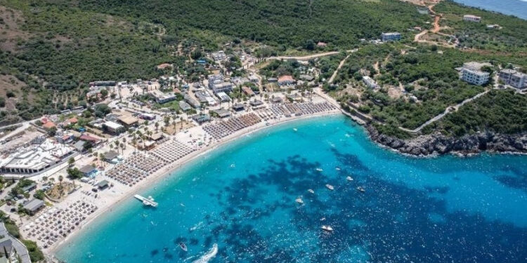 Tragjike në Jalë, 74-vjeçari gjendet i vdekur në hotel, dyshohet se goditi kokën kur…