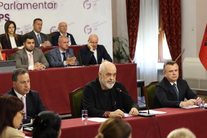 Rama flet për ‘dorëheqjen’: Për herë të parë mendova t’ju përulem dhe të iki në katund, ju kanë manipuluar