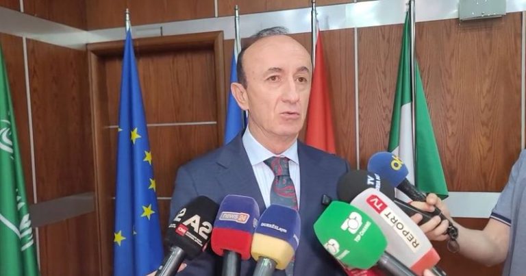 “Përmbush detyrën, ose ik” – Kryeinspektori Dash Sula paralajmëron vartësit: S’mund t’i bësh të gjitha; inspektor, politikan, gangster apo hajdut!