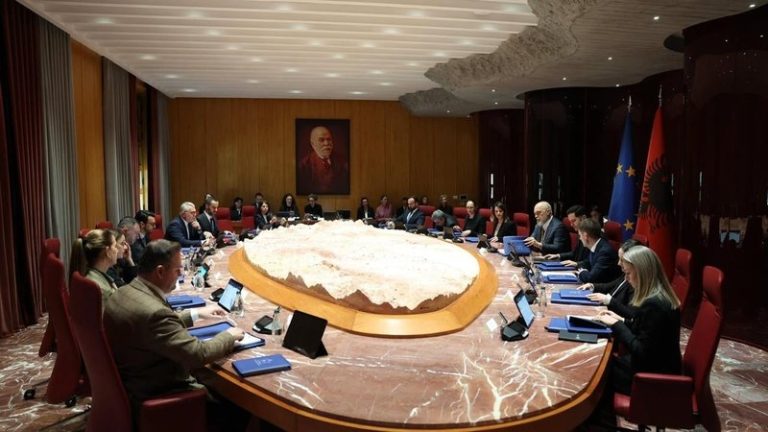 Indeksimi i pensioneve, Qeveria: Mund të ndodhë në qershor ose korrik, por ende nuk ka një vendimmarrje