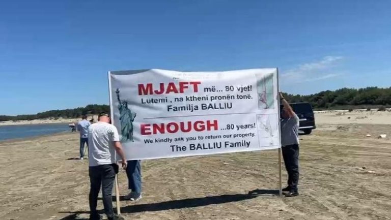 “S’ka dialog, po na marrin pronat,” Qytetarët rikthehen në protestë në Zvërnec, kundërshtojnë projektin e resortit