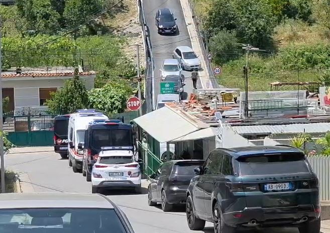 Sherr për një lojë kalçeto, Sadik Llanaj vret shokun Ardian Baloshin në Paskuqan! Policia e RENEA në kërkim të autorit të armatosur